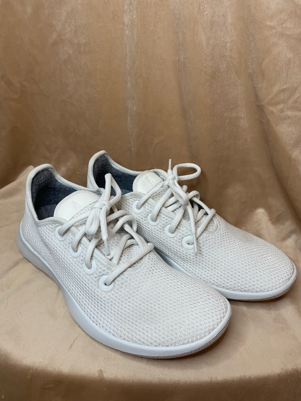 Allbirds Tree Runners Women's Size 9 White Sneakers